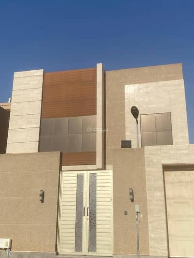 5 Bedroom Villa for Sale in North Riyadh, Riyadh - Luxury villa for sale in Al-Malqa