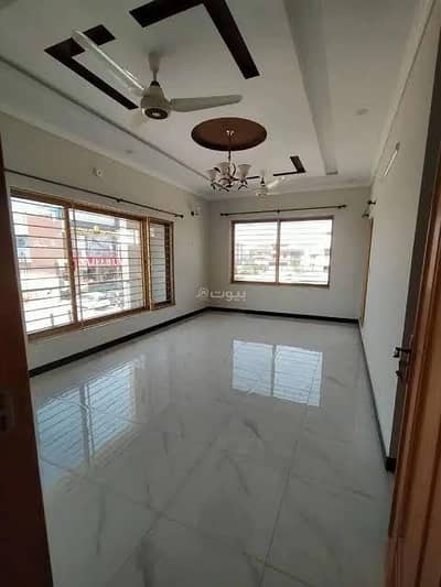 Floor for Rent in East Riyadh, Riyadh - Studio Floor For Rent in Ghirnatah