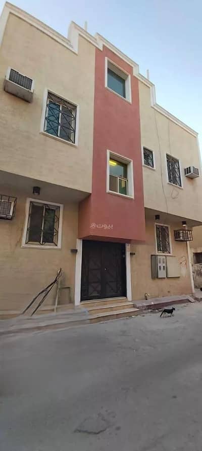 عمارة  للبيع في وسط الرياض، الرياض - 18-Bedroom Building For Sale in Jubail, Riyadh