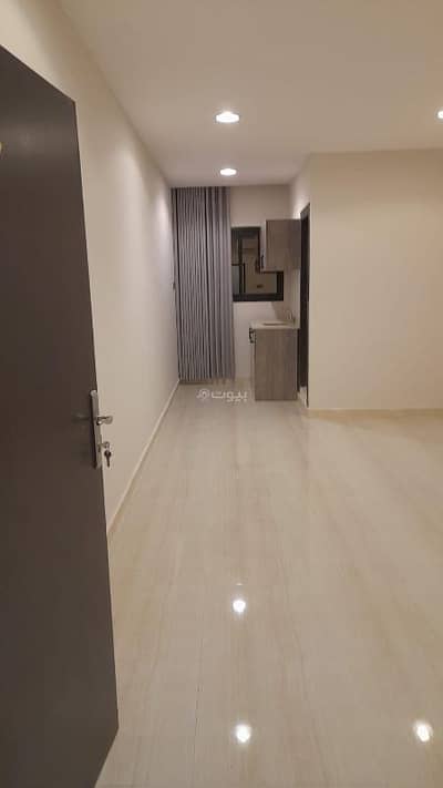 1 Bedroom Flat for Rent in Central Riyadh, Riyadh - Room for rent in Al Malaz neighborhood (bachelors)