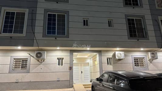 7 Bedroom Apartment for Rent in West Riyadh, Riyadh - Two-story apartment for rent in Tuwaiq neighborhood