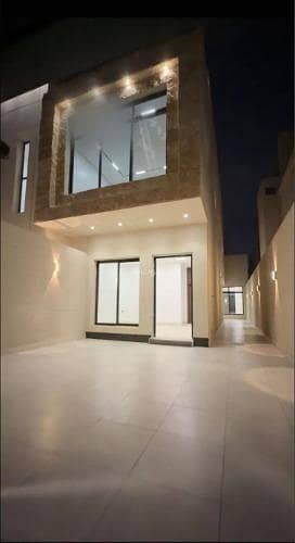 7 Bedroom Villa for Sale in East Riyadh, Riyadh - 7 Bedroom Villa For Sale in Al Yarmouk, Riyadh