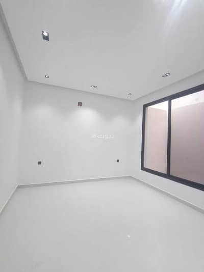 4 Bedroom Floor for Sale in East Riyadh, Riyadh - House for sale in Al Rimal, east of Riyadh