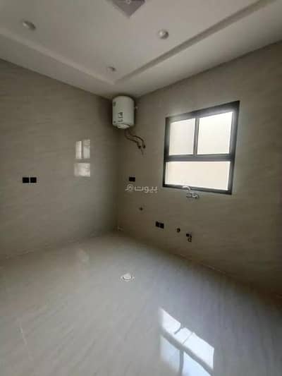 4 Bedroom Floor for Sale in East Riyadh, Riyadh - Floor for sale in Al Ramal, east of Riyadh