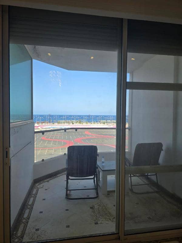 Luxury apartment with a direct sea view overlooking the Formula 1 circuit