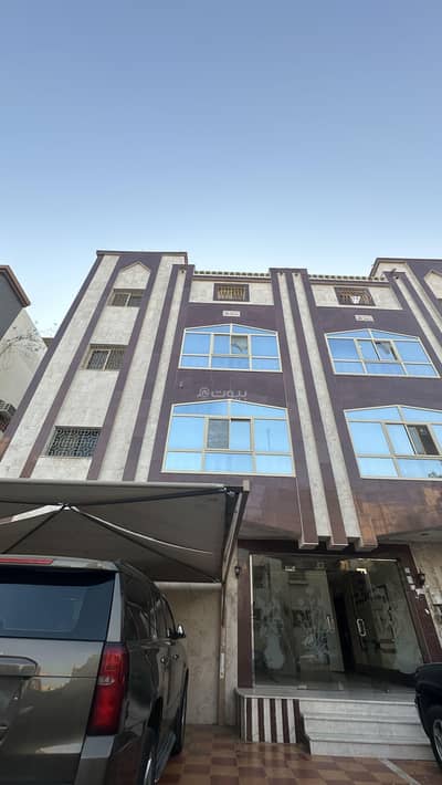 4 Bedroom Building for Sale in North Jeddah, Jeddah - Building in North Jeddah，Al Safa 4 bedrooms 3500000 SAR - 87623915