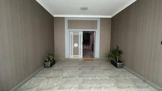 3 Bedroom Apartment for Rent in North Riyadh, Riyadh - Luxury apartment in Al Ghadeer neighborhood