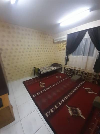 2 Bedroom Flat for Rent in East Riyadh, Riyadh - Bachelor room for rent in Al Naseem Al Sharqi, Riyadh