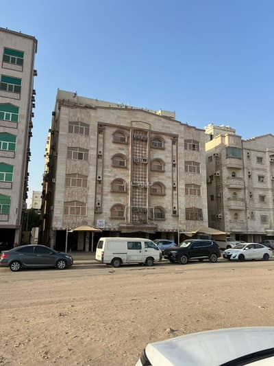 4 Bedroom Flat for Rent in Central Jeddah, Jeddah - Apartment for rent in Al Faisaliah district in Jeddah city