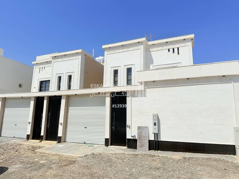 Villa - Al Jubail - Al Azizia District