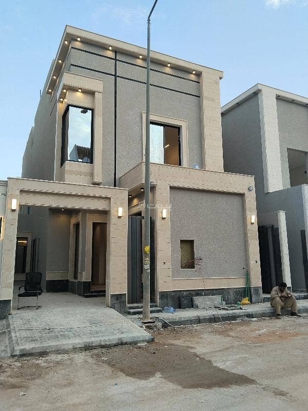 Villa in East Riyadh，Al Rimal 5 bedrooms 2200000 SAR - 87638551