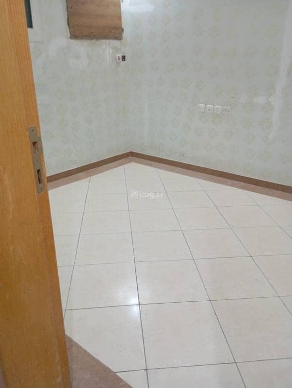 For monthly rent, a single room in Khaleej district - presentation number 856