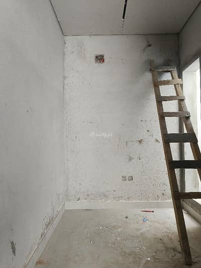 6 Bedroom Floor for Sale in East Riyadh, Riyadh - Floor in East Riyadh，Al Rimal 6 bedrooms 1250000 SAR - 87646109