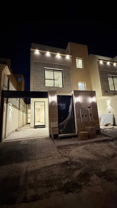 3 Bedroom Floor for Sale in East Riyadh, Riyadh - Ground floor, Gulf
