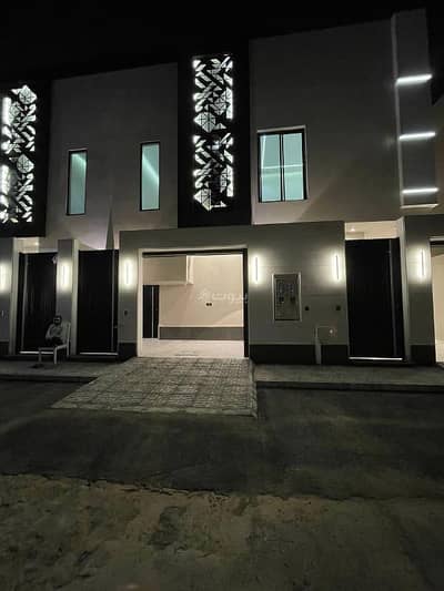 4 Bedroom Villa for Sale in East Riyadh, Riyadh - Townhouse, Al Mouyazaleh