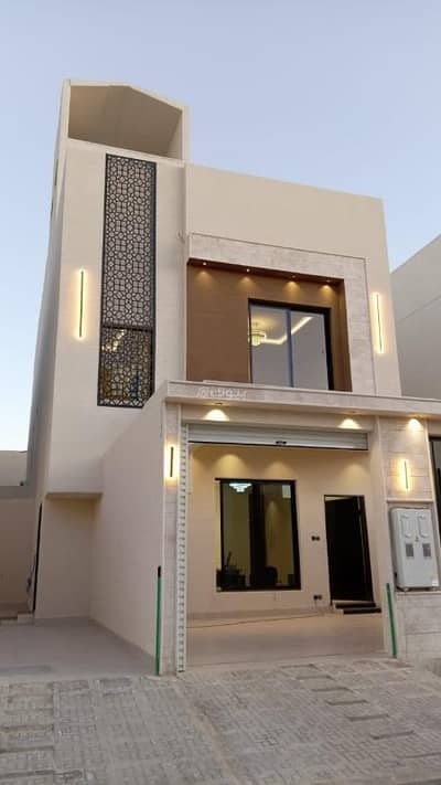 3 Bedroom Flat for Sale in South Riyadh, Riyadh - Townhouse