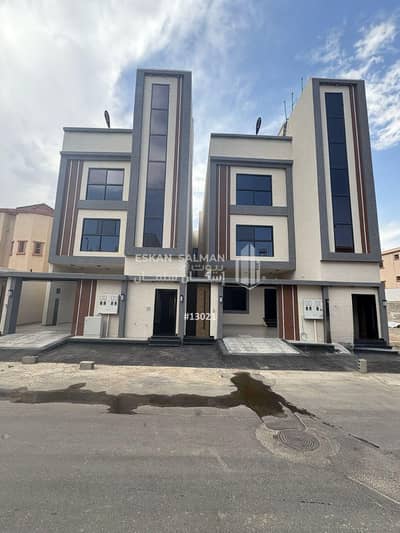 8 Bedroom Floor for Sale in Al Sharaf, Khamis Mushait - Durr - Khamis Mushait - Al-Mousa {Al-Sharaf}