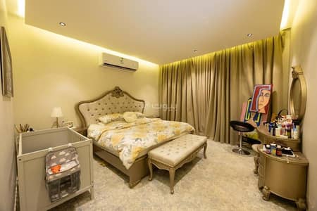 4 Bedroom Villa for Sale in North Riyadh, Riyadh - Duplex villa for sale in Al Narjes neighborhood, with a rented apartment