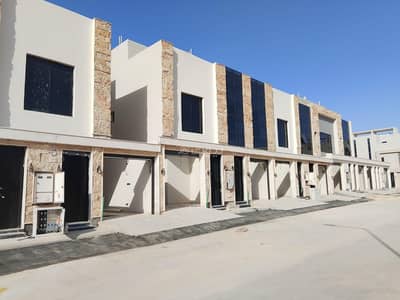 شقة 6 غرف نوم للبيع في جنوب الرياض، الرياض - تاون هاوس عائلي أنيق بتصميم مريح ومساحات خاصة