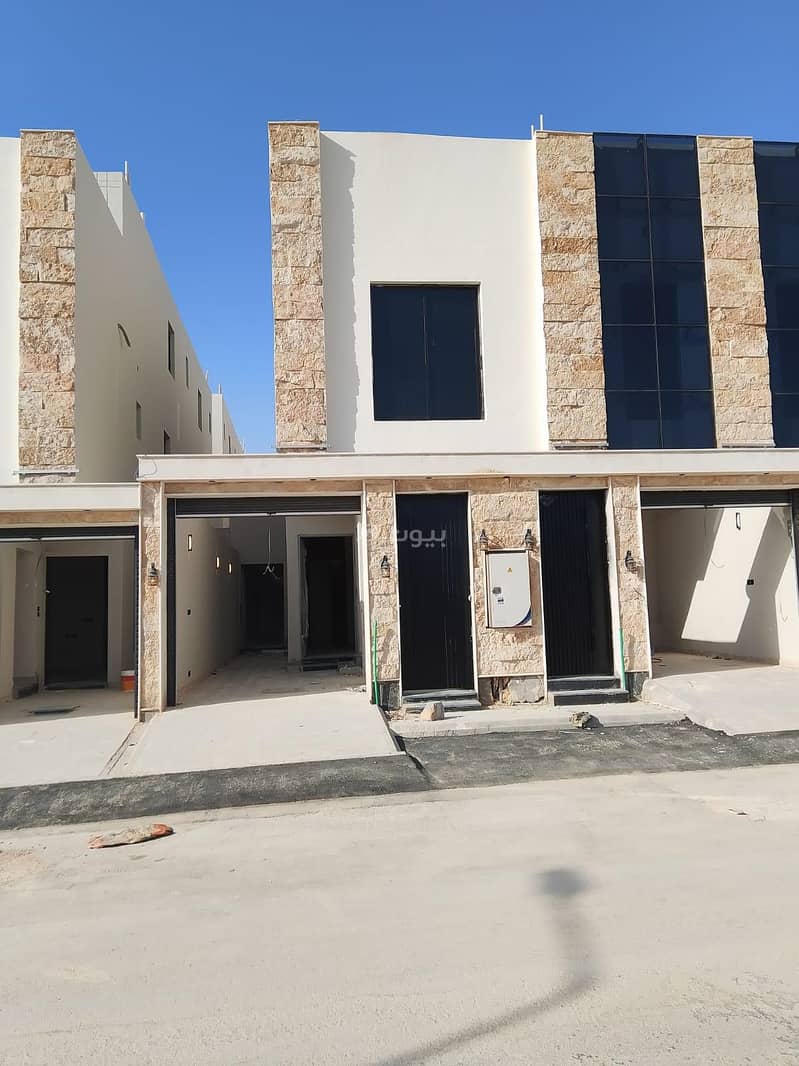 تاون هاوس علوي أنيق بـ 4 غرف نوم وسطح خاص تاون هاوس علوي أنيق بـ 4 غرف نوم وسطح خاص