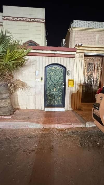5 Bedroom Floor for Rent in East Riyadh, Riyadh - 5 bedroom apartment for rent in Gulf Riyadh