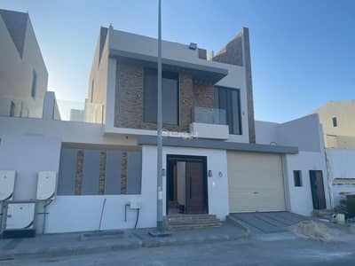 8 Bedroom Villa for Sale in North Jeddah, Jeddah - Villa For Sale in Al Shati, Jeddah