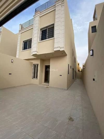 4 Bedroom Floor for Sale in West Riyadh, Riyadh - Floor for Sale in Al Hazm, West Riyadh