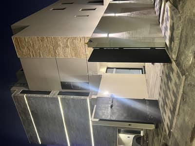 6 Bedroom Villa for Sale in East Riyadh, Riyadh - Corner duplex villa with an area of 250 square meters in Al Yarmouk neighborhood