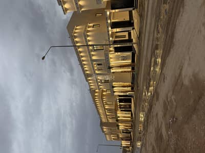 7 Bedroom Floor for Sale in East Riyadh, Riyadh - Separate roles in coral reefs