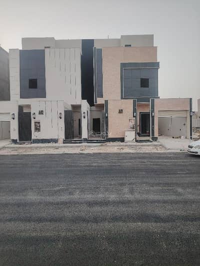 5 Bedroom Villa for Sale in East Riyadh, Riyadh - Villa for sale