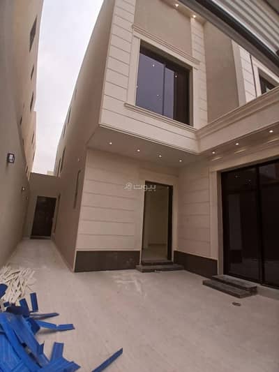 6 Bedroom Floor for Sale in East Riyadh, Riyadh - 5 Bedroom Floor For Sale Abi Al Mukarram Bin Sahl, Al Ramal, Riyadh