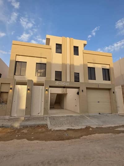 3 Bedroom Floor for Sale in South Riyadh, Riyadh - Floor in South Riyadh，Okaz 3 bedrooms 720000 SAR - 87651238