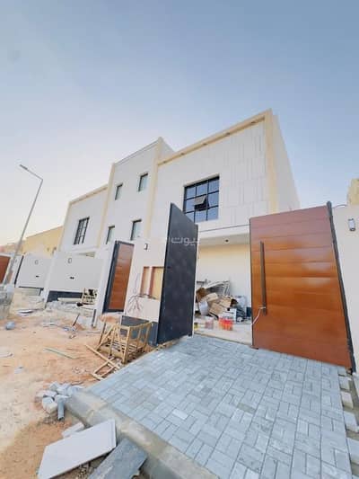 4 Bedroom Floor for Sale in East Riyadh, Riyadh - Property for Sale