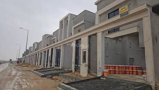 دور 5 غرف نوم للبيع في جنوب الرياض، الرياض - طابق للبيع في بدر، الرياض