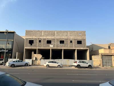 Building for Rent in South Riyadh, Riyadh - Commercial residential building for investment