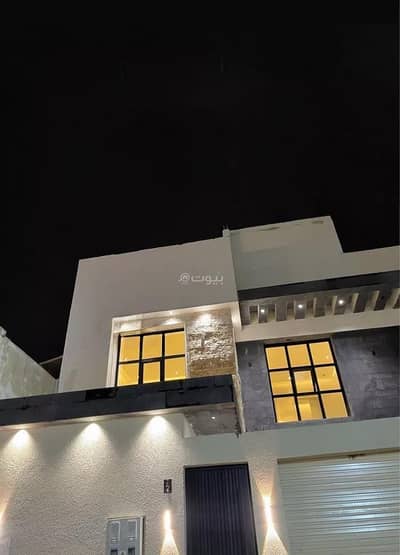 دور 6 غرف نوم للبيع في جنوب الرياض، الرياض - دور للبيع في شارع الجبرتي, حي الدار البيضاء, مدينة الرياض