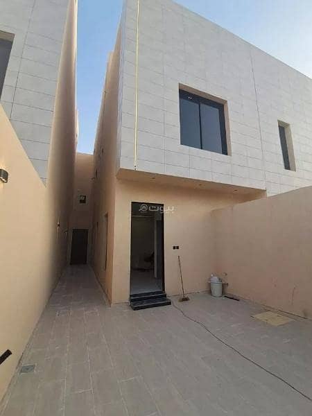 فيلا للبيع في طويق، غرب الرياض