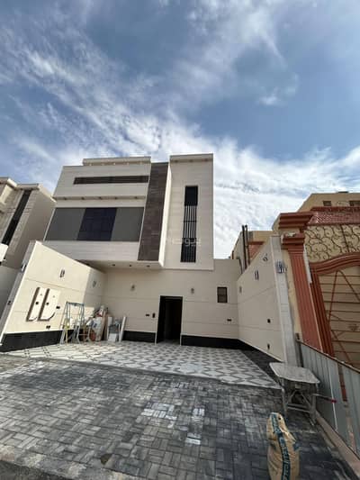 3 Bedroom Floor for Sale in East Riyadh, Riyadh - For sale, first floor in Al Khaleej neighborhood