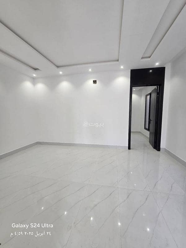 Floor in South Riyadh，Badr 3 bedrooms 780000 SAR - 87656790