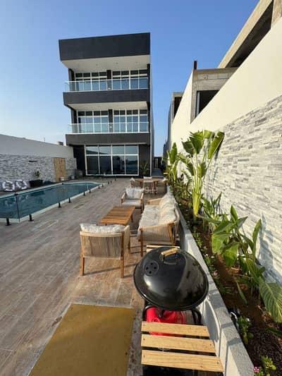 7 Bedroom Chalet for Rent in Jeddah - Banana Beach