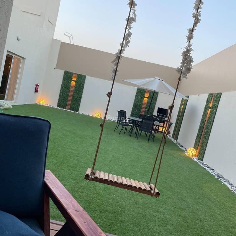شقة كبيره 3 غرف نوم ،صاله ، فناء خارجي ، دخول ذاتي شقة كبيره 3 غرف نوم ،صاله ، فناء خارجي ، دخول ذاتي