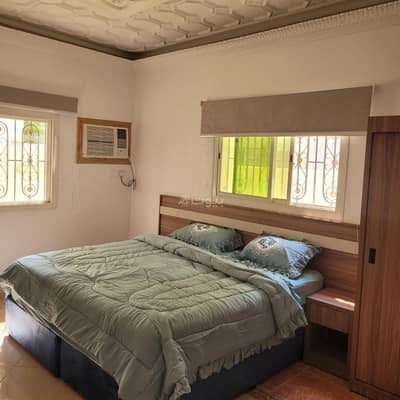 1 Bedroom Flat for Rent in Madina - Large room with a session + kitchen + bathroom