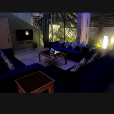 2 Bedroom Apartment for Rent in Jeddah - Two-bedroom villa with internal garden view