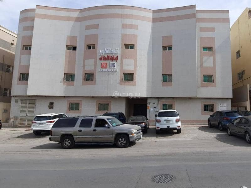 شقة للإيجار في شارع جرير بن عبدالله البجلي, حي مغرزات, مدينة الرياض شقة للإيجار في شارع جرير بن عبدالله البجلي, حي مغرزات, مدينة الرياض