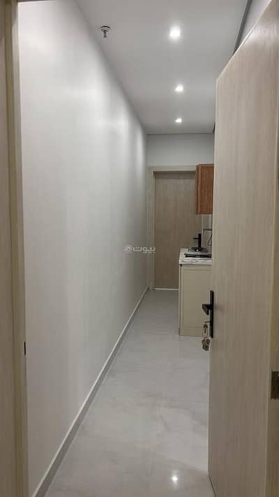 Building for Rent in East Riyadh, Riyadh - Bachelor Apartments for Rent in Al Rimal, East Riyadh