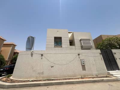 فیلا 5 غرف نوم للبيع في شمال الرياض، الرياض - فيلا فخمه للبيع في المحمدية حي راقي