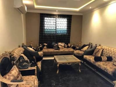 فیلا 10 غرف نوم للايجار في غرب الرياض، الرياض - فيلا ١٢ غرفة نوم للإيجار في عرقة، الرياض