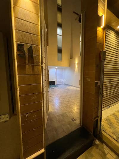 5 Bedroom Floor for Rent in South Riyadh, Riyadh - Riyadh, Akazah Al Ajlan neighborhood