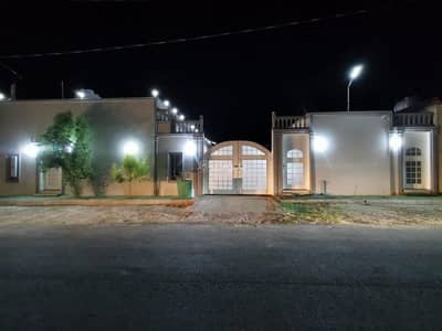 استراحة 2 غرفة نوم للايجار في عنيزة - استراحه بمساحه واسعه