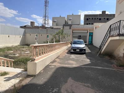 دور 1 غرفة نوم للبيع في المنارة، خميس مشيط - ارض للبيع في خميس مشيط - حي الجامعيين